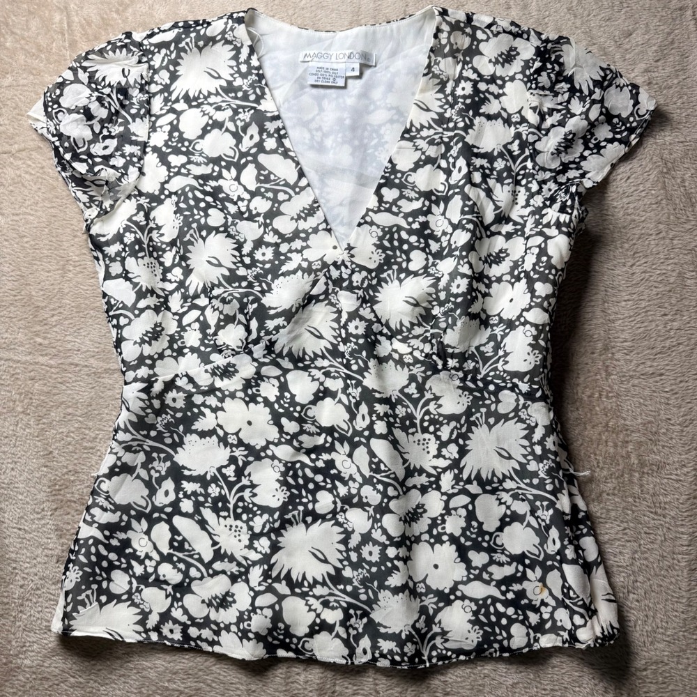 Maggy London Womens 4 Black White Floral 100% Silk Babydoll Top Office Siren